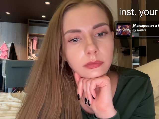 -VikkiL0vesCheese-