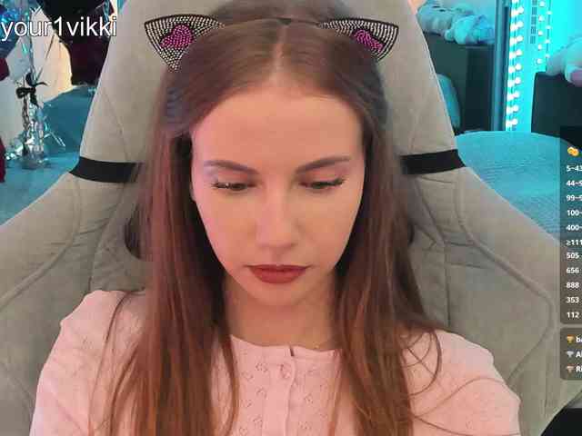 VikkiExtraCheese webcam