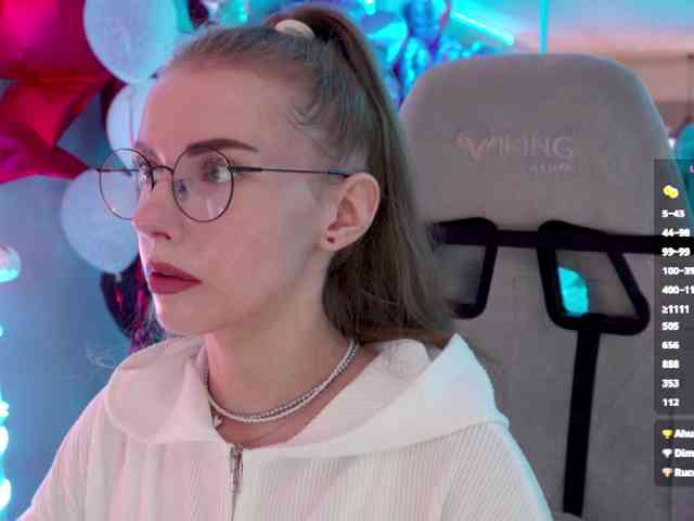 VikkiExtraCheese