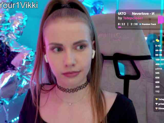 -VikkiL0vesCheese-