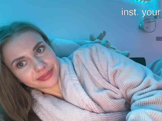 VikkiExtraCheese