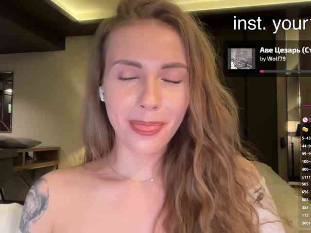 -VikkiL0vesCheese- Sex Cam Show