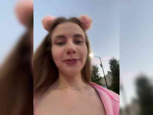 VikkiExtraCheese