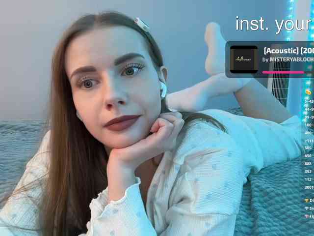 -VikkiL0vesCheese-