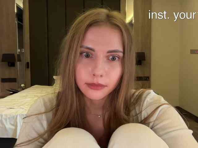 -VikkiL0vesCheese- Sex Cam Show