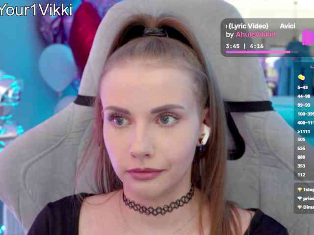 -VikkiL0vesCheese-
