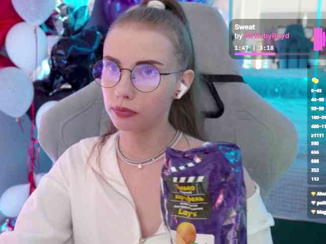 VikkiExtraCheese