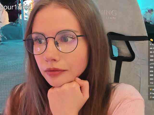 VikkiExtraCheese webcam