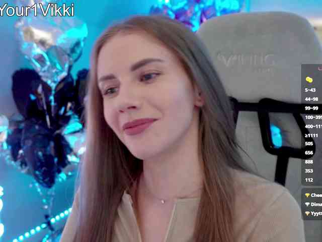 VikkiExtraCheese webcam