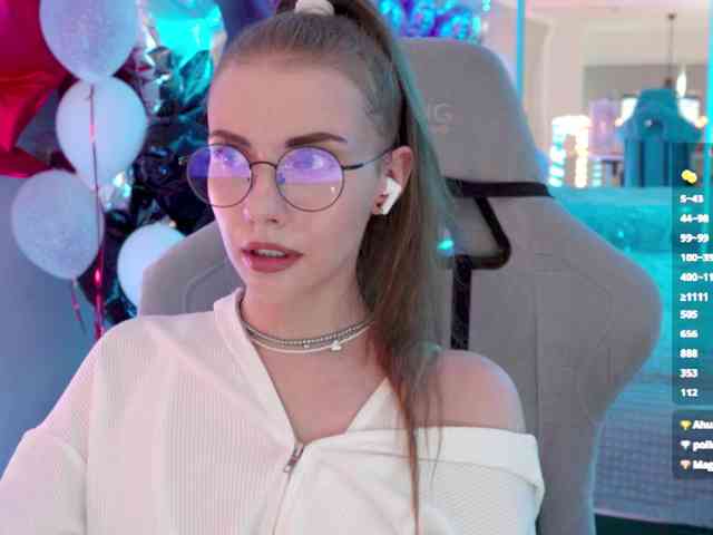 VikkiExtraCheese