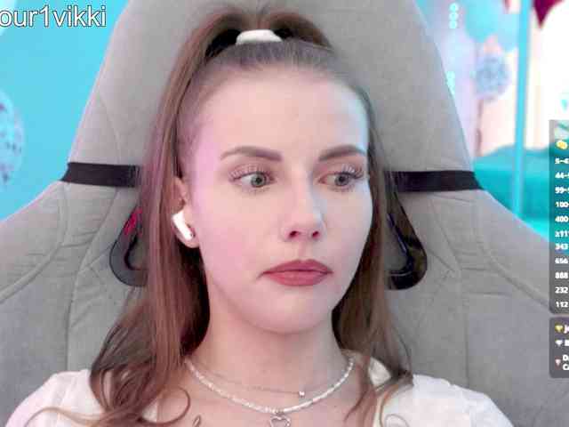 VikkiExtraCheese webcam