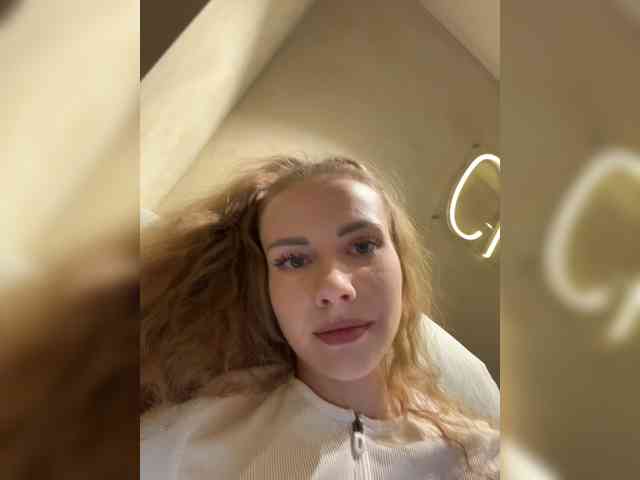 VikkiExtraCheese