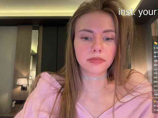 VikkiExtraCheese webcam