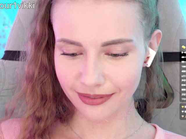 VikkiExtraCheese webcam