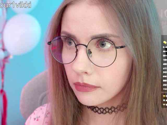 VikkiExtraCheese webcam