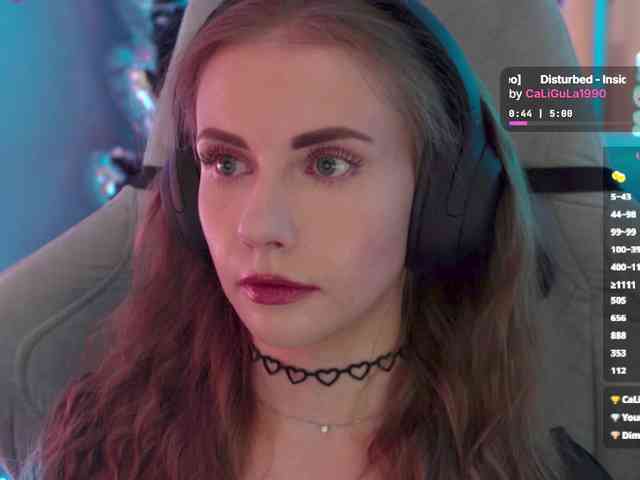VikkiExtraCheese