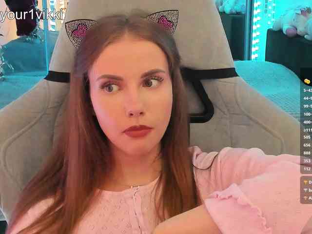 VikkiExtraCheese webcam