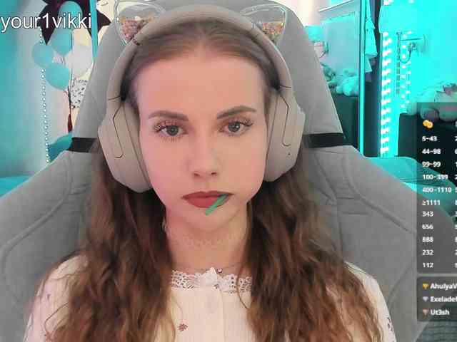 VikkiExtraCheese webcam