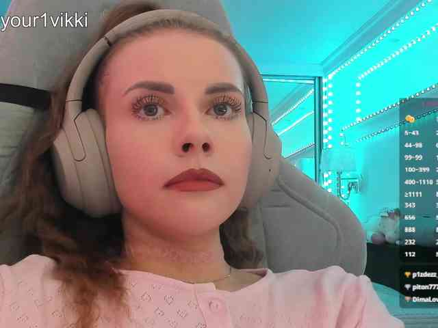 VikkiExtraCheese webcam