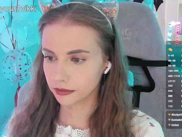 VikkiExtraCheese webcam