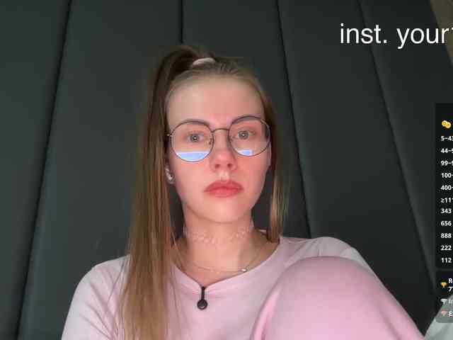 VikkiExtraCheese webcam