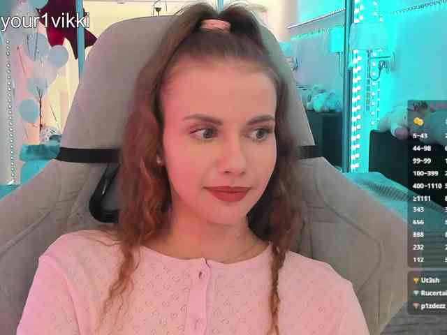 VikkiExtraCheese webcam