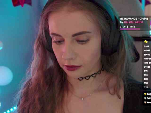 VikkiExtraCheese