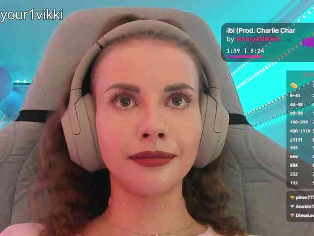 VikkiExtraCheese webcam