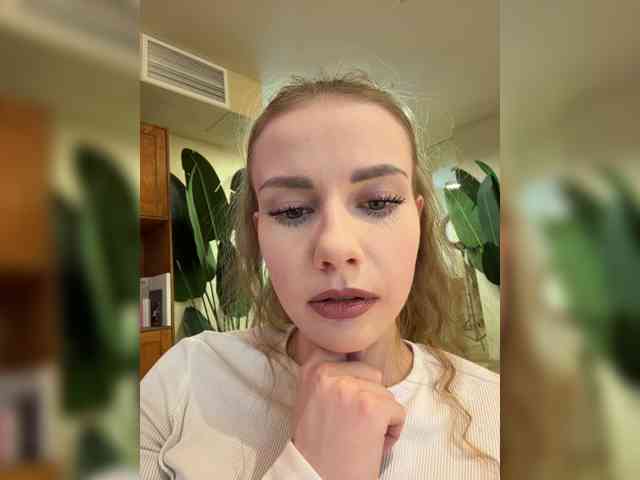 VikkiExtraCheese