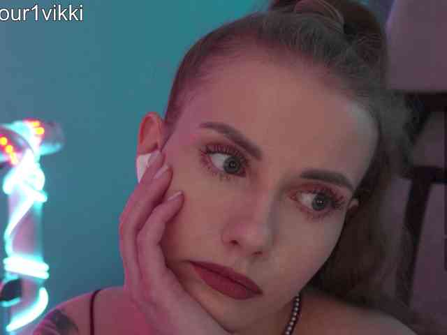 VikkiExtraCheese webcam