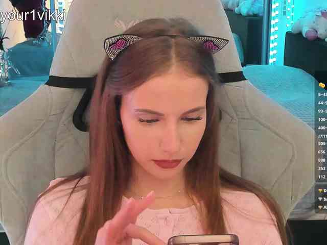 VikkiExtraCheese webcam