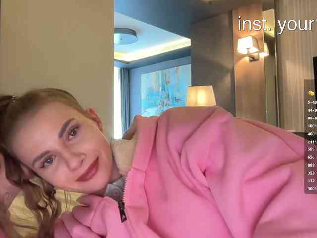 VikkiExtraCheese webcam