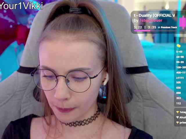 VikkiExtraCheese webcam