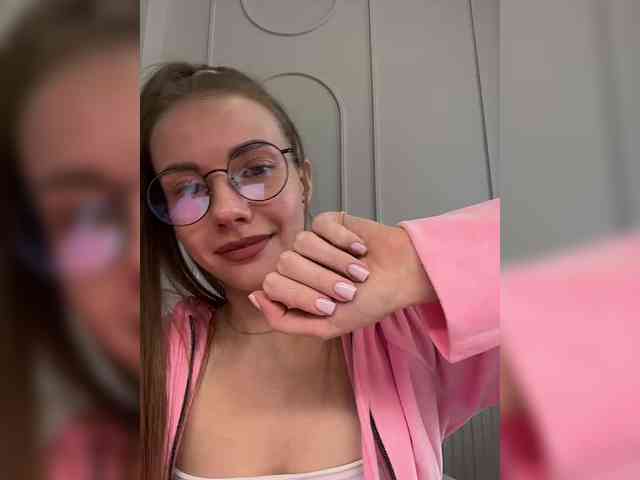 VikkiExtraCheese webcam