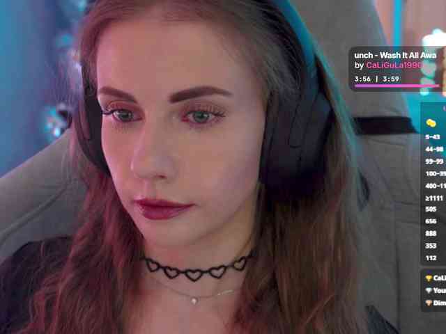 VikkiExtraCheese webcam