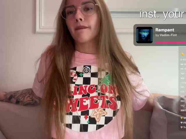 VikkiExtraCheese