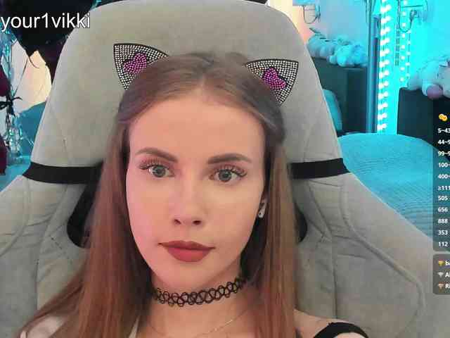 VikkiExtraCheese webcam