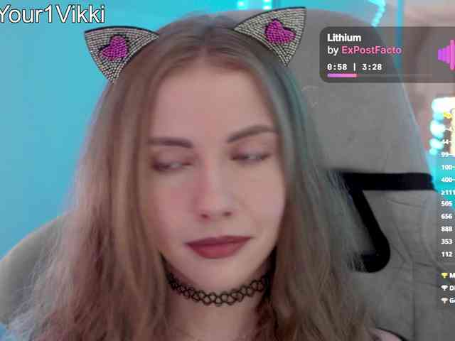 VikkiExtraCheese webcam