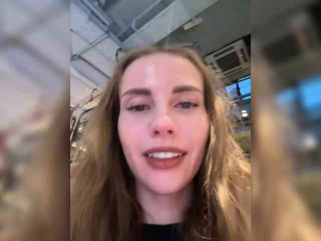 -VikkiL0vesCheese-