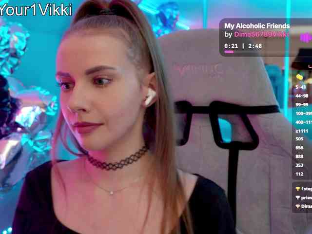 VikkiExtraCheese webcam
