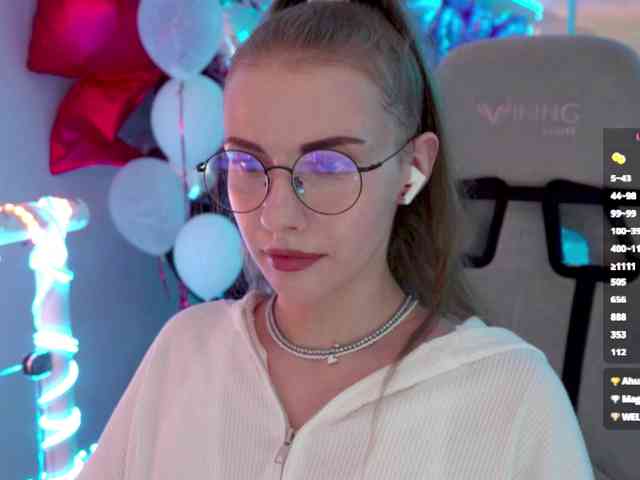 VikkiExtraCheese