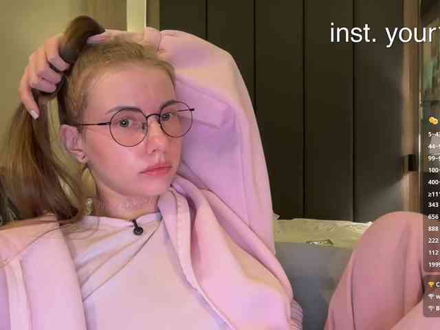 VikkiExtraCheese