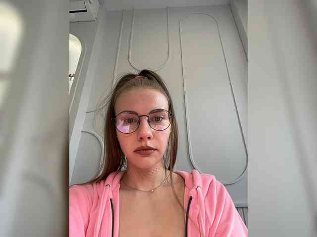 VikkiExtraCheese webcam