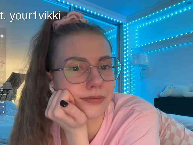 VikkiExtraCheese