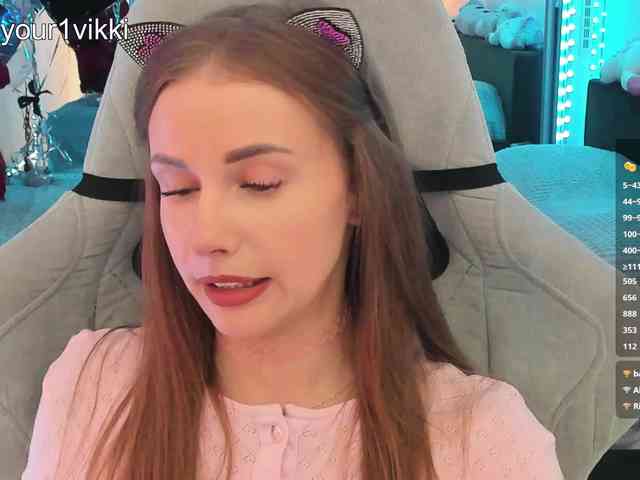 VikkiExtraCheese webcam