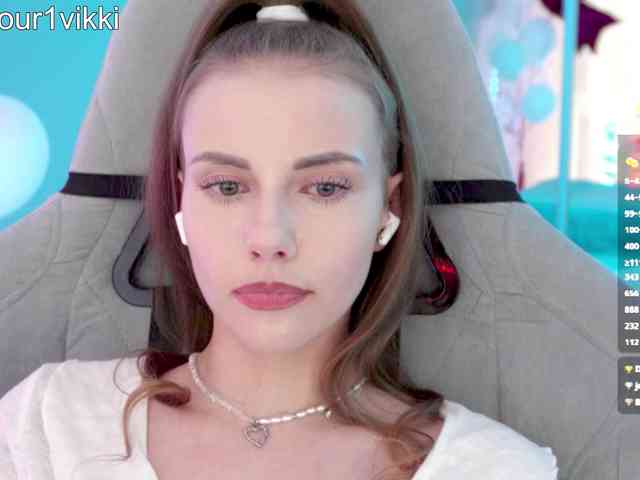VikkiExtraCheese webcam