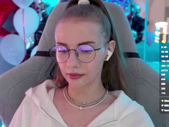 VikkiExtraCheese