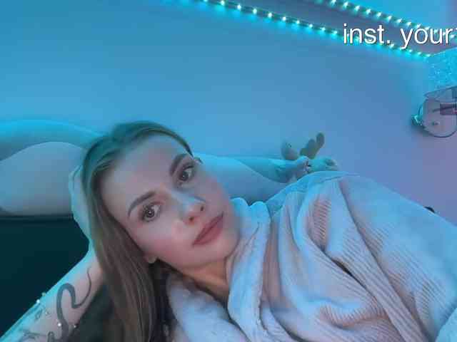 VikkiExtraCheese