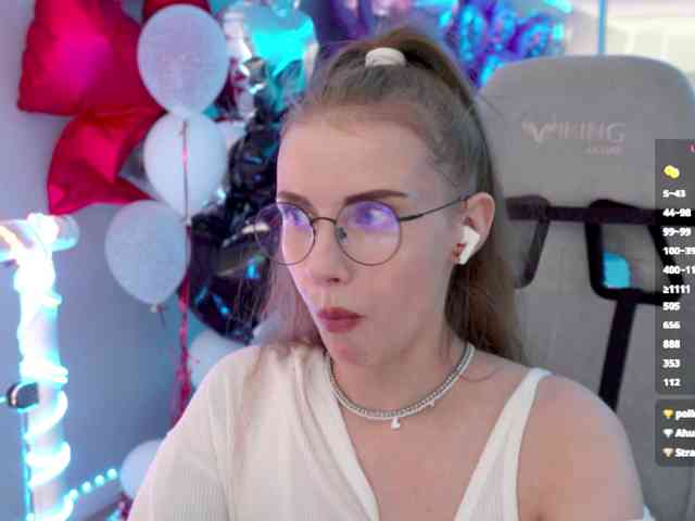 VikkiExtraCheese