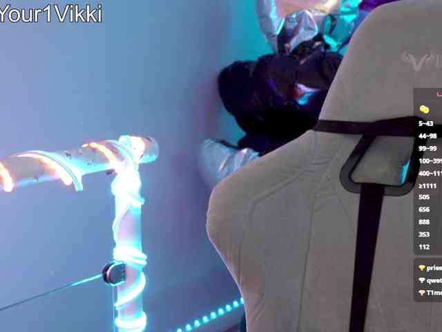 VikkiExtraCheese webcam